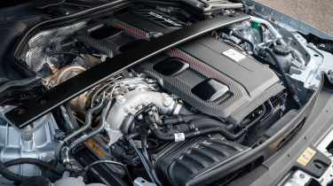 Mercedes-AMG C63 S E Performance